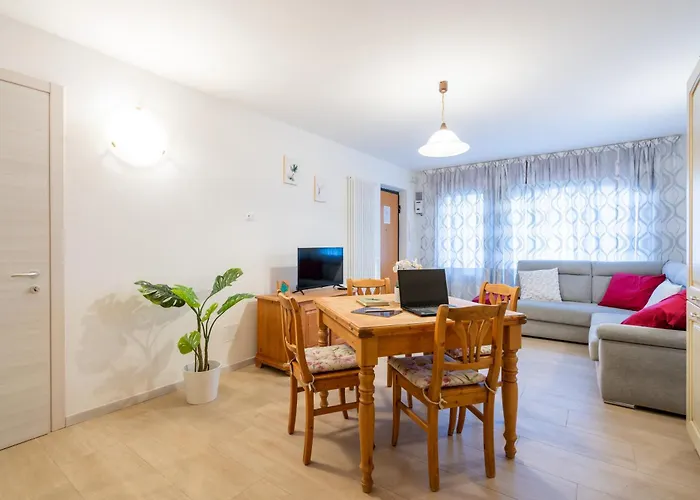 Piano Terra In Centro - A Due Passi Da Tutto Lägenhet *